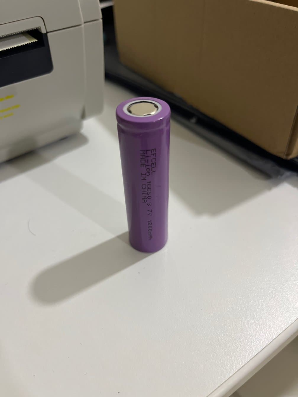 Литий-ионный аккумулятор EF Cell 18650, 3.7В, 1200 мАч, фиолетовый